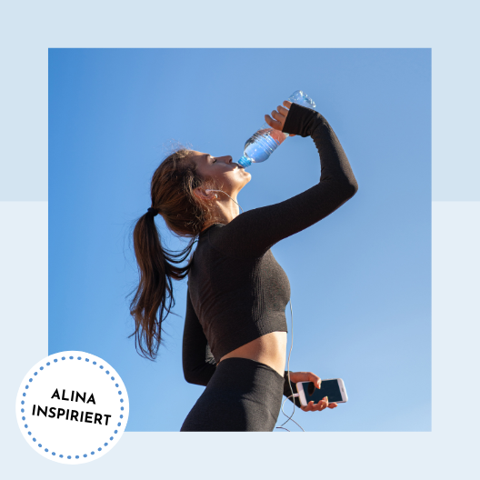 Hydration von innen & außen: Getränke und Pflege für strahlende Haut im Sommer