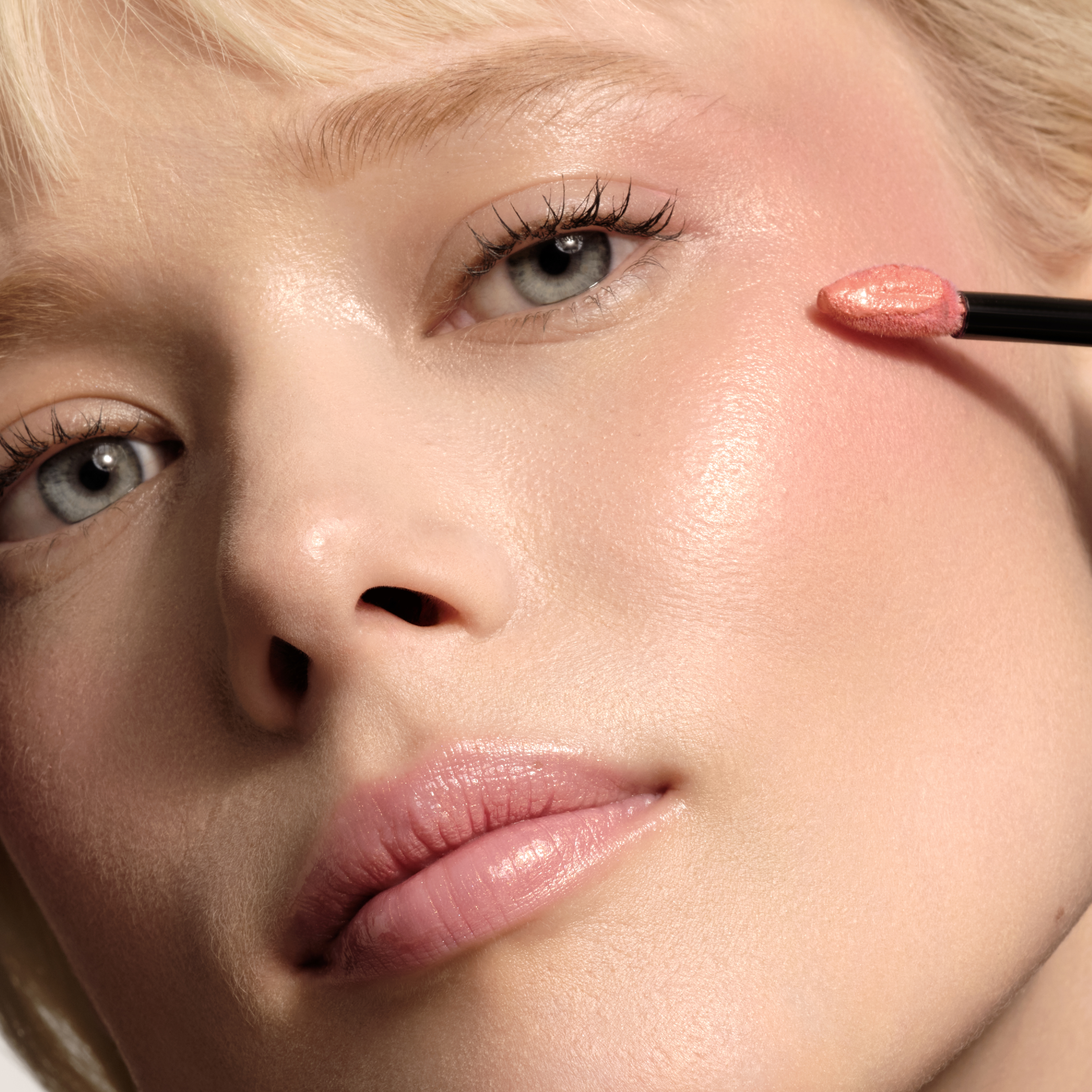 Armani Luminous Silk Cheek Tint Shine